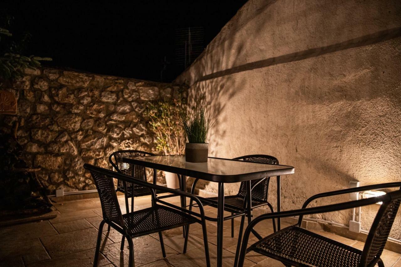 Pano'S House Appartement Arachova Buitenkant foto